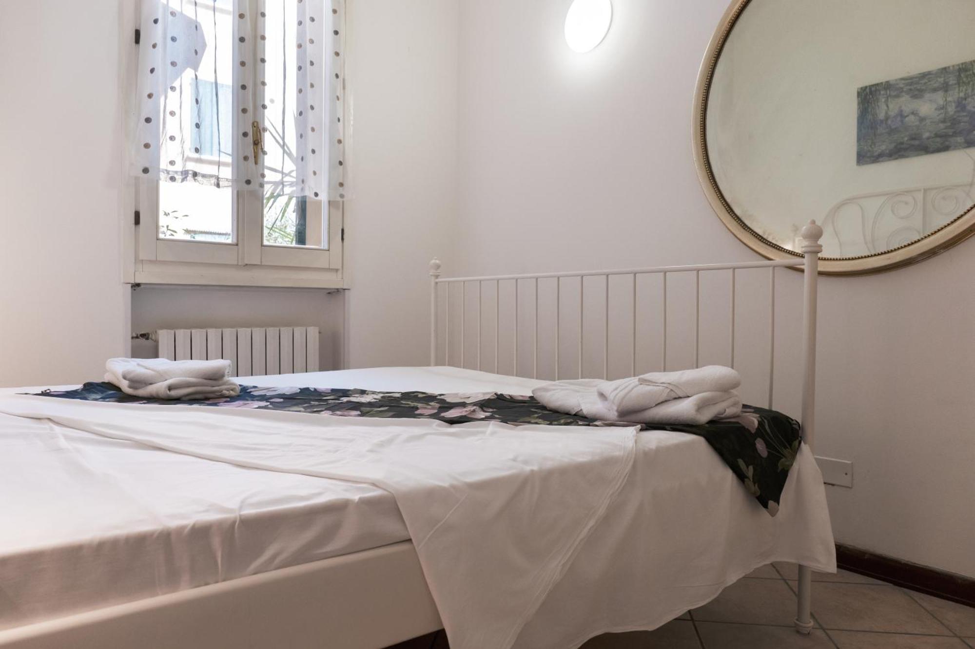 Turati Apartments Bologne Extérieur photo